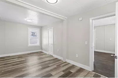 377 Manchester Street, Manchester, NH 03103 - Photo 10