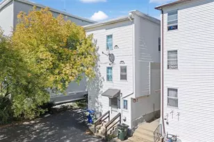 377 Manchester St, Manchester, NH 03103 - Photo 18