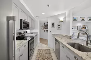 12 Mountain Laurels Dr, Nashua, NH 03062 - Photo 8