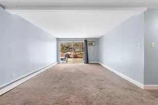 2 Silvestri Cir, Derry, NH 03038 - Photo 14