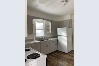 2 Arlington Street, Essex Junction, VT 05452 - Photo 24