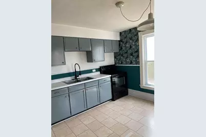 2 Arlington Street, Essex Junction, VT 05452 - Photo 32