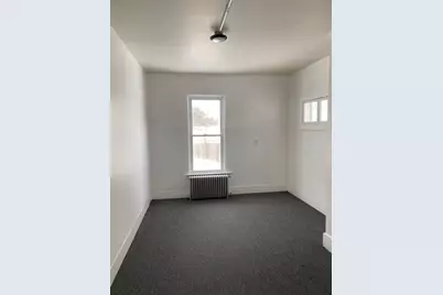 2 Arlington Street, Essex Junction, VT 05452 - Photo 10