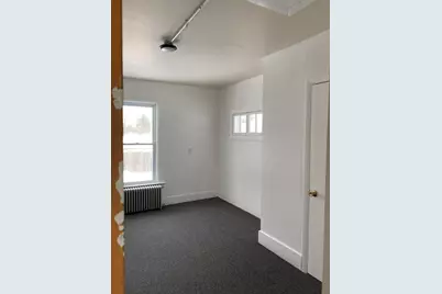 2 Arlington Street, Essex Junction, VT 05452 - Photo 14
