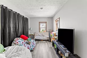 377-383 Manchester St, Manchester, NH 03103 - Photo 32