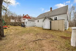 41 Franklin St, Berlin, NH 03570 - Photo 6