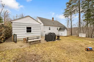 41 Franklin St, Berlin, NH 03570 - Photo 8