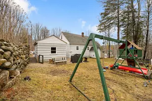 41 Franklin St, Berlin, NH 03570 - Photo 8