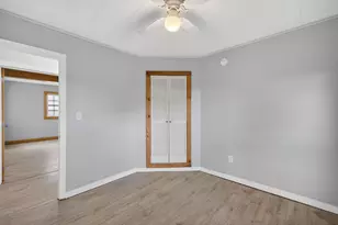 126 Lafayette St, Claremont, NH 03743 - Photo 20