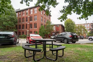 470 Silver St, Manchester, NH 03103 - Photo 24