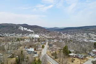 576 Hillside Ave, Berlin, NH 03570 - Photo 28