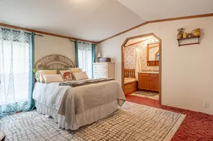 4 Cammett Dr, Raymond, NH 03077 - Photo 18