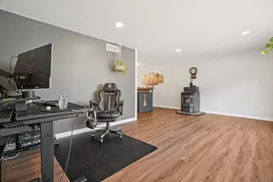 10 Hampton Dr, Nashua, NH 03063 - Photo 10