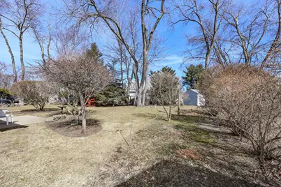 155 Woodbine Avenue, Manchester, NH 03109 - Photo 22
