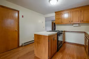 98 Oak St, Milford, NH 03055 - Photo 10