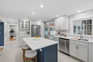 8 Oakdale Ave, Nashua, NH 03062 - Photo 6