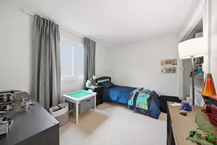 8 Lincoln Dr, Hooksett, NH 03106 - Photo 18