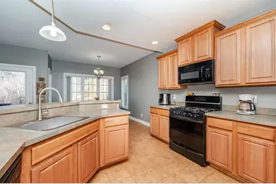 16 Pond Road, Raymond, NH 03077 - Photo 8