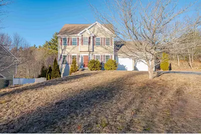 16 Pond Road, Raymond, NH 03077 - Photo 1