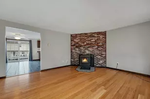 1 Stonegate Ln, Derry, NH 03038 - Photo 10