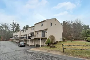 1 Stonegate Ln, Derry, NH 03038 - Photo 6