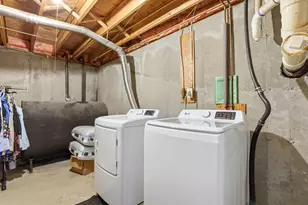 147 Leewood St, Manchester, NH 03103 - Photo 32