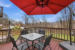 147 Leewood St, Manchester, NH 03103 - Photo 8