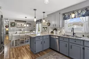 23 Birchwood Ave, Rochester, NH 03867 - Photo 12