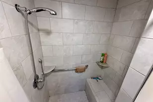 21 Roycraft Rd, Manchester, NH 03103 - Photo 10