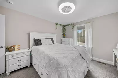 4 Lorelai Way, Nashua, NH 03062 - Photo 32