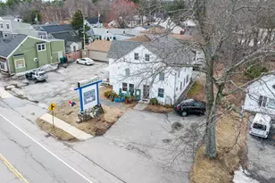 852 Lafayette Rd, Hampton, NH 03842 - Photo 2