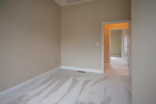 69 Patterson St, Manchester, NH 03102 - Photo 36