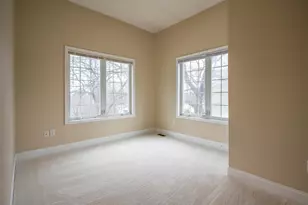 69 Patterson St, Manchester, NH 03102 - Photo 32