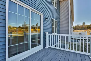 71 Crestview Wy, Raymond, NH 03077 - Photo 10