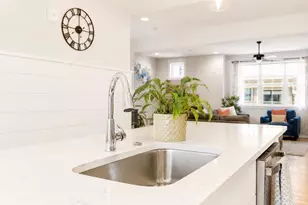 30 Cate St, Portsmouth, NH 03801 - Photo 10