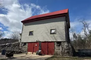 1 S Policy St, Salem, NH 03079 - Photo 2