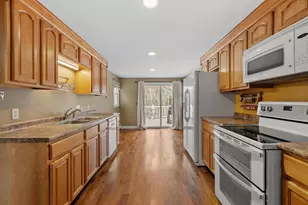 22 Marguerite St, Keene, NH 03431 - Photo 8