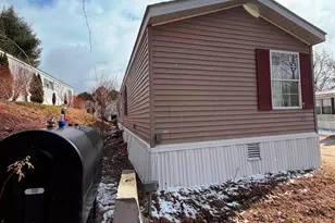 6 Hilltop Manor Mobile Home Park, Littleton, NH 03561 - Photo 30