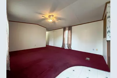 6 Hilltop Manor Mobile Home Park, Littleton, NH 03561 - Photo 12