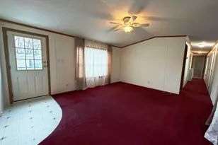 6 Hilltop Manor Mobile Home Park, Littleton, NH 03561 - Photo 10