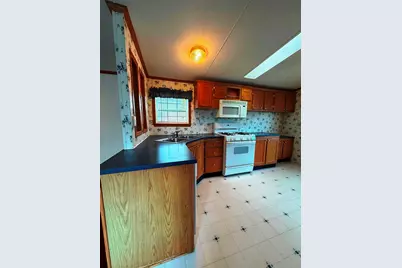 6 Hilltop Manor Mobile Home Park, Littleton, NH 03561 - Photo 2