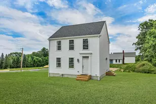 212 Sanborn St, Franklin, NH 03235 - Photo 1