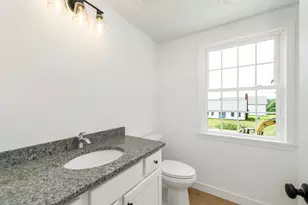212 Sanborn St, Franklin, NH 03235 - Photo 16