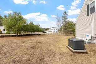 121 Bellview Dr, Swanzey, NH 03446 - Photo 38