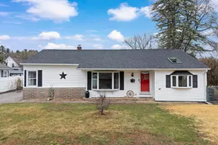 39 Ann Ave, Manchester, NH 03102 - Photo 4