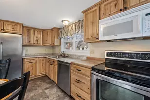 45 Lafayette St, Laconia, NH 03246 - Photo 10