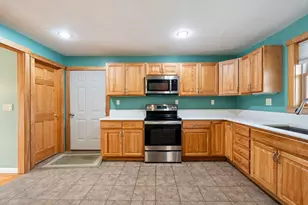 218 County Farm Rd, Dover, NH 03820 - Photo 8