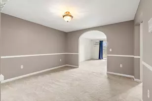 2 Timberwood Dr, Goffstown, NH 03045 - Photo 12