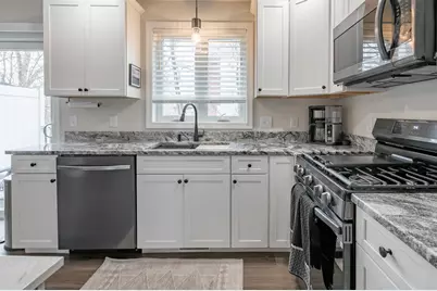 13 Sapphire Lane, Nashua, NH 03064 - Photo 10