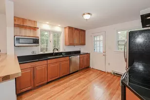 85 Taylor St, Nashua, NH 03060 - Photo 16